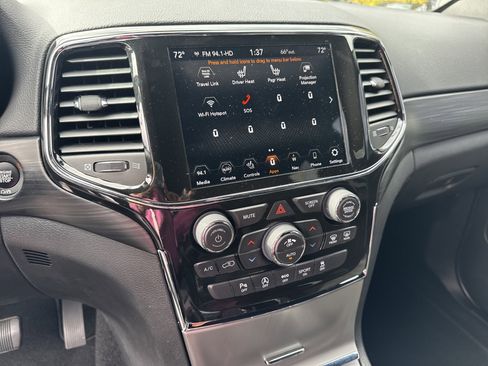 Certified 2021 Jeep Grand Cherokee Laredo X image 27