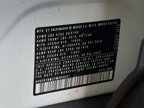 Used 2026 Volkswagen Tiguan SE FWD image 24