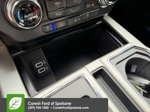 Used 2018 Ford F150 Lariat w/ Equipment Group 502A Luxury AWD/4WD image 34