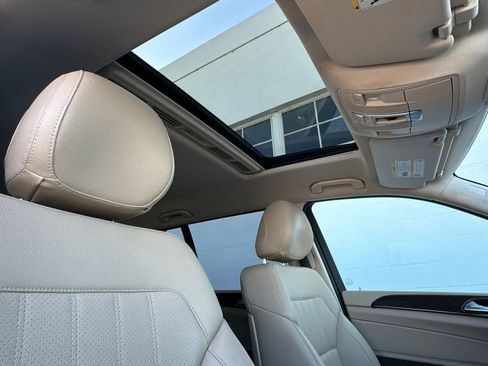 Used 2017 Mercedes-Benz GLS 450 4MATIC image 18