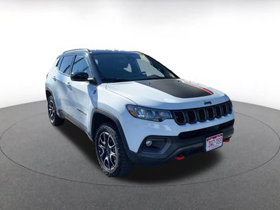 Used 2025 Jeep Compass Trailhawk