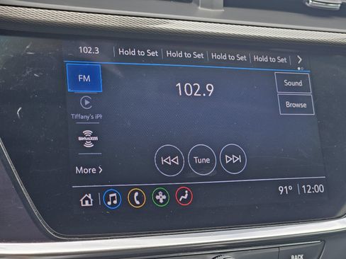 Used 2023 Buick Encore GX Essence w/ Experience Buick Package FWD image 20