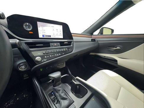Used 2024 Lexus ES 350 w/ Premium Package FWD image 43