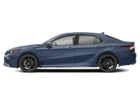 Used 2024 Toyota Camry SE w/ Cold Weather Package FWD image 3