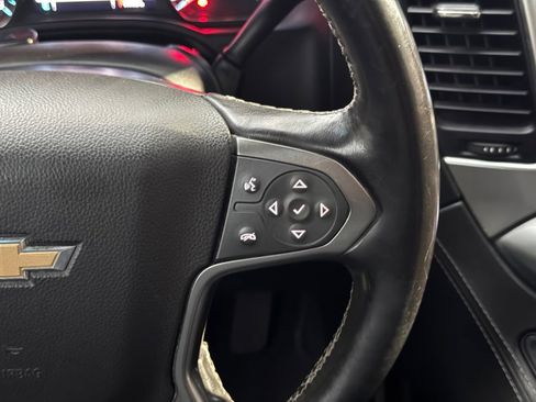 Used 2019 Chevrolet Suburban LT AWD/4WD image 52