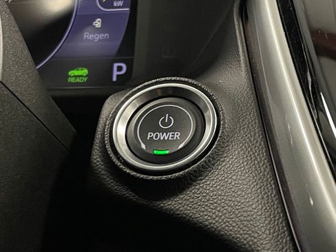 Used 2023 Chevrolet Bolt EUV LT image 21