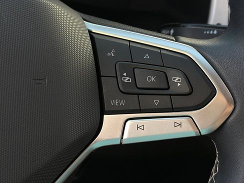 Used 2022 Volkswagen Atlas SE image 18