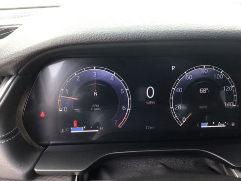 New 2025 Jeep Grand Cherokee Altitude image 16