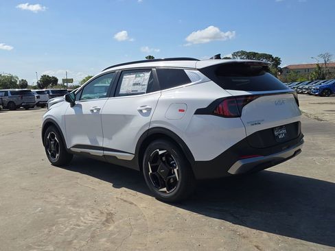 New 2026 Kia Sportage EX FWD image 6
