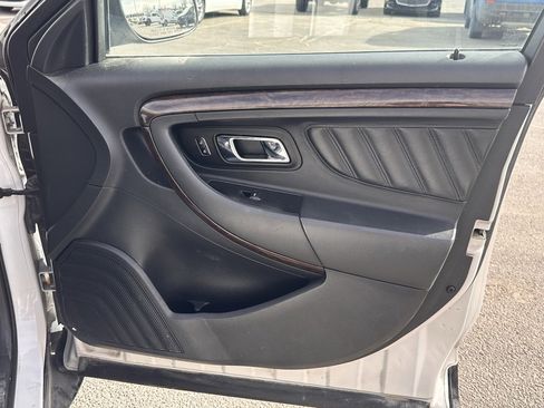 Used 2013 Ford Taurus Limited image 22