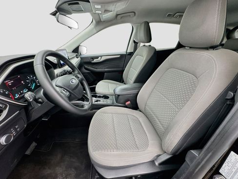 Used 2021 Ford Escape SE w/ SE Sport Appearance Package FWD image 13