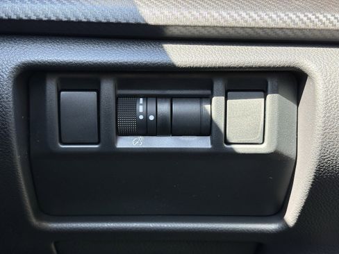 New 2026 Subaru Crosstrek 2.5i AWD/4WD image 18