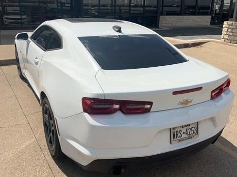 Used 2023 Chevrolet Camaro LT image 5