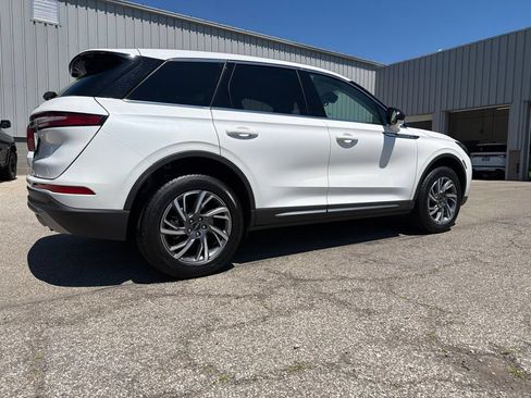 Used 2023 Lincoln Corsair FWD image 13