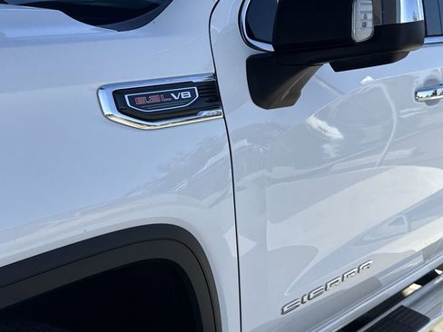 Used 2022 GMC Sierra 1500 SLT w/ SLT Premium Plus Package image 31