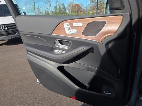 New 2026 Mercedes-Benz GLE 350 4MATIC image 23