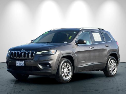 Used 2019 Jeep Cherokee Latitude Plus image 8