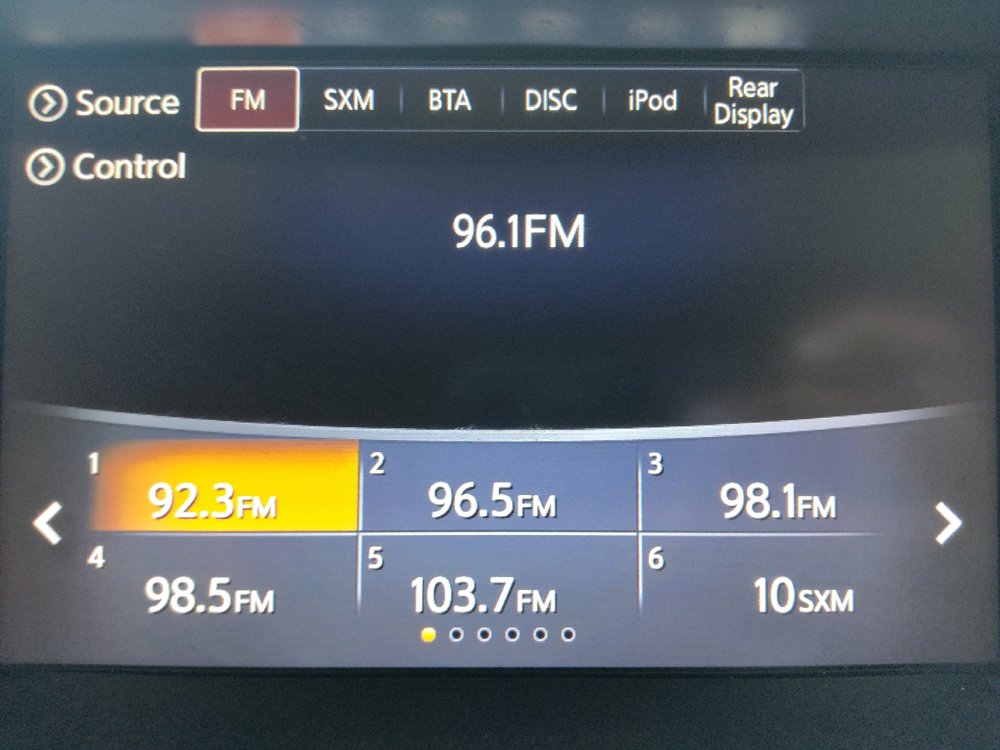 Used 2018 Nissan Pathfinder Platinum FWD image 25