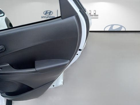 Used 2023 Hyundai Kona SEL w/ Cargo Package FWD image 27