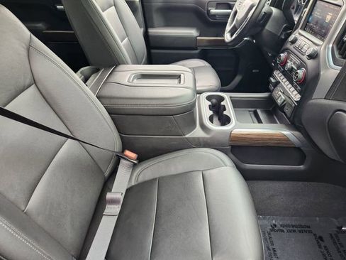 Used 2021 Chevrolet Silverado 1500 LT Trail Boss w/ Convenience Package II AWD/4WD image 19