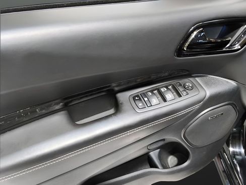 Used 2022 Dodge Durango SRT w/ SRT Interior Appearance Group AWD/4WD image 10