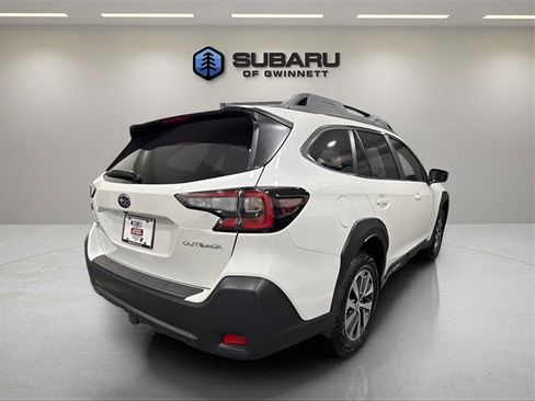 Certified 2025 Subaru Outback Premium w/ Popular Package #1A image 5