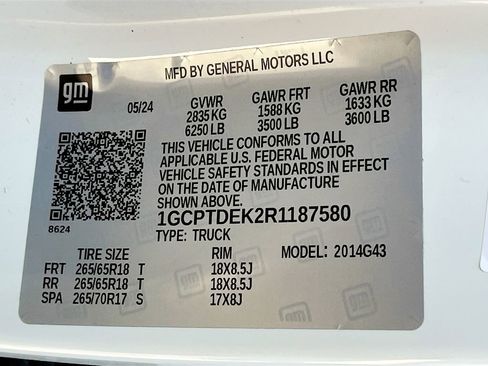 Used 2024 Chevrolet Colorado Z71 w/ Z71 Convenience Package 2 AWD/4WD image 32