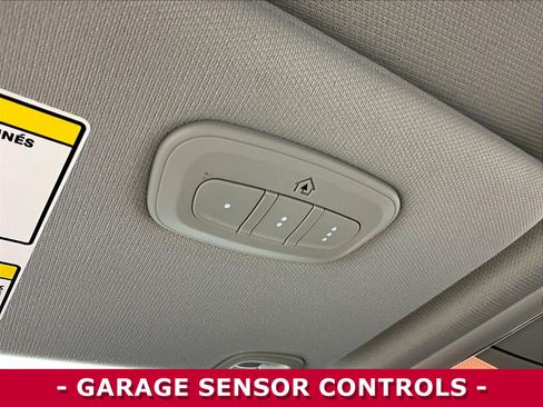 Used 2019 Jeep Cherokee Limited AWD/4WD image 38