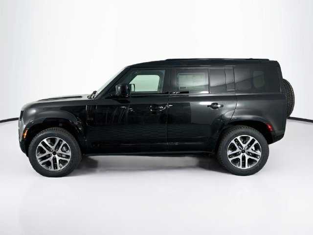 New 2026 Land Rover Defender 110 X-Dynamic SE AWD/4WD image 8