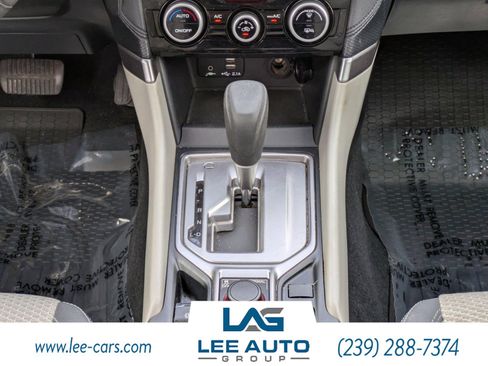 Used 2021 Subaru Forester Premium image 17