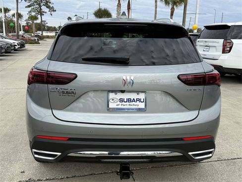 Used 2024 Buick Envision Preferred image 5