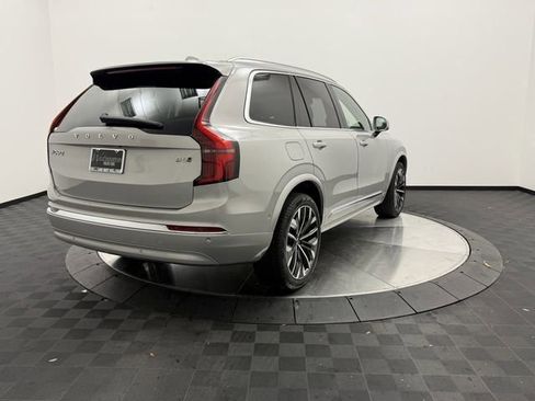 Certified 2025 Volvo XC90 B6 Plus image 8