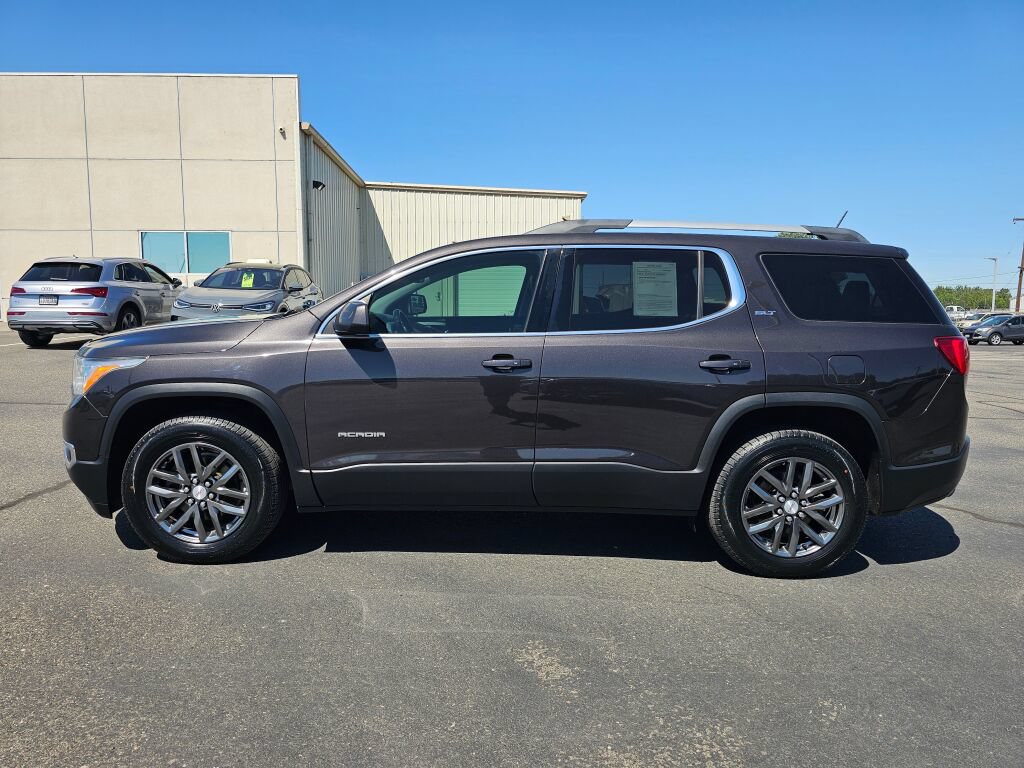 Used 2018 GMC Acadia SLT AWD/4WD image 3