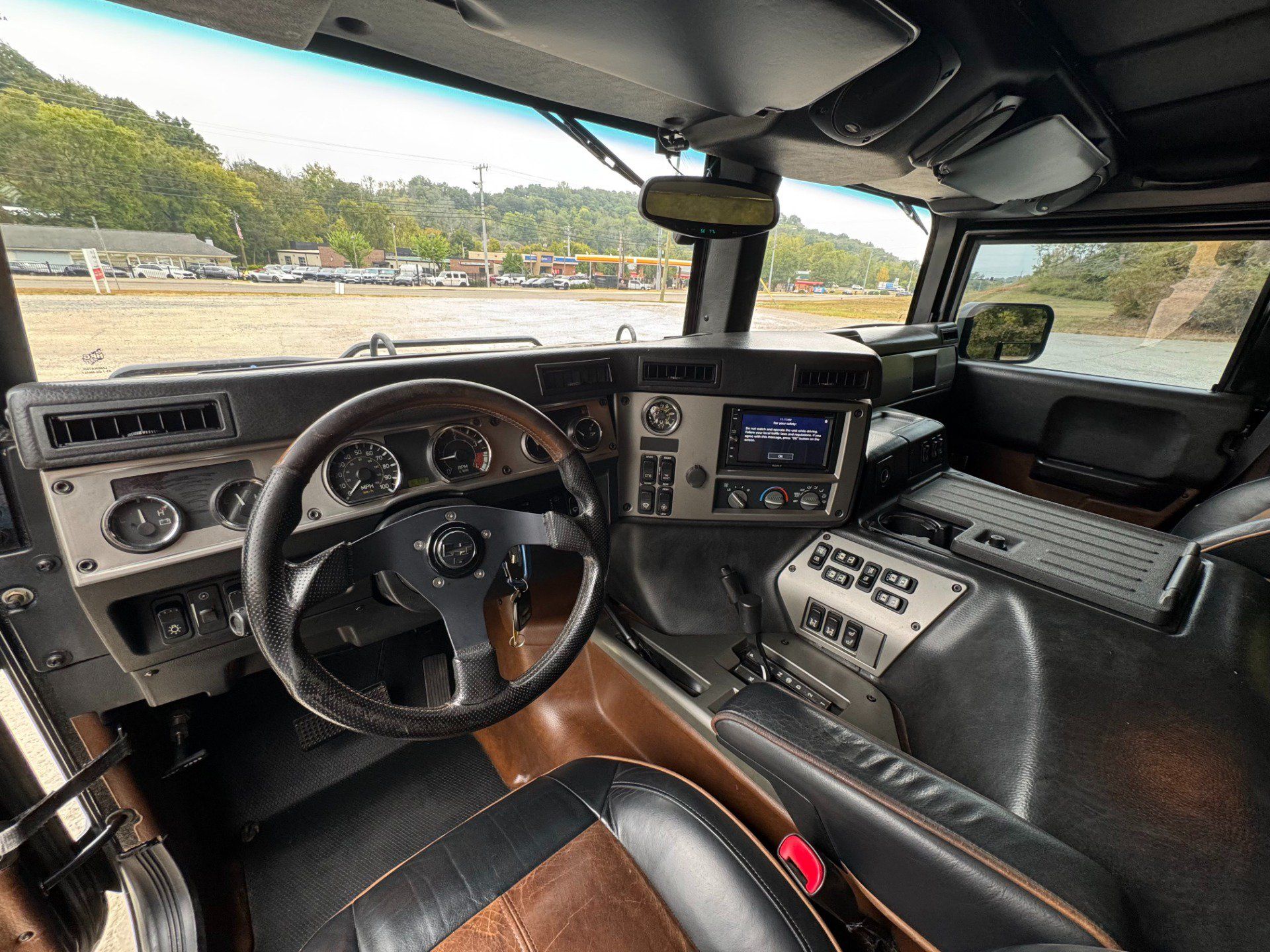 Used 2004 HUMMER H1 4-Door Open Top AWD/4WD image 10