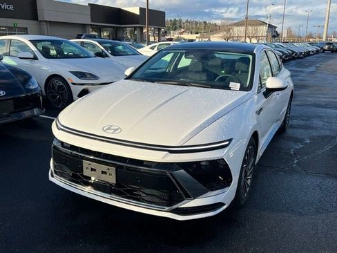New 2026 Hyundai Sonata SEL image 3