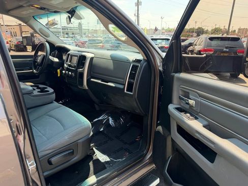 Used 2018 RAM 1500 Classic SLT RWD image 8