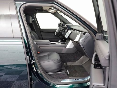 New 2025 Land Rover Range Rover SV AWD/4WD image 24