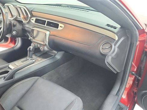 Used 2015 Chevrolet Camaro LT RWD image 14