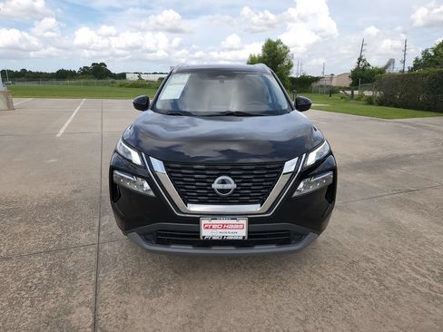 Certified 2023 Nissan Rogue SV w/ SV Premium B Package FWD image 11