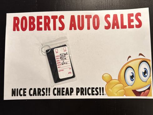 Used 2024 Tesla Model Y 2WD image 23