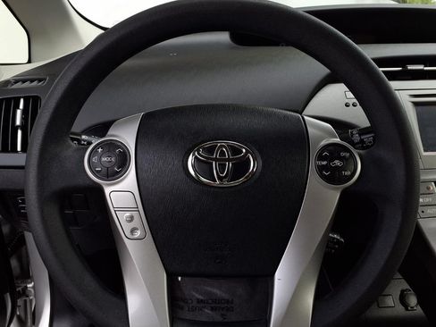 Used 2015 Toyota Prius Two FWD image 13