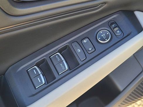 Used 2025 Honda Accord EX-L image 7