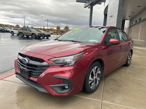 Used 2023 Subaru Legacy Premium image 4