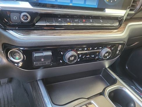 Used 2025 Chevrolet Silverado 1500 LT Trail Boss image 22