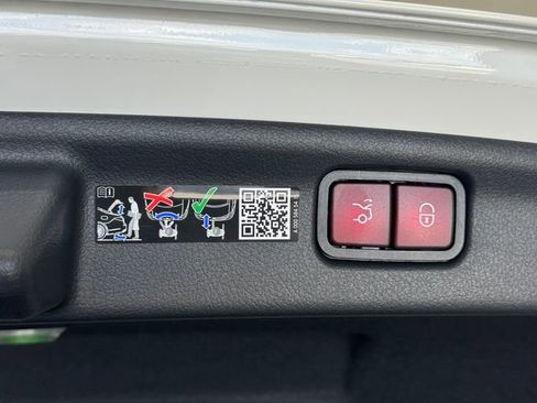 New 2026 Mercedes-Benz C 43 AMG 4MATIC Sedan image 47