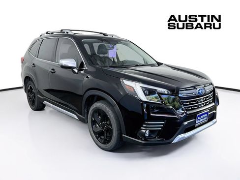 Used 2023 Subaru Forester Touring AWD/4WD image 1