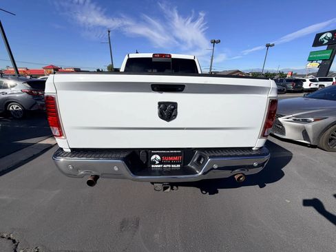 Used 2016 RAM 1500 Laramie w/ Convenience Group AWD/4WD image 4