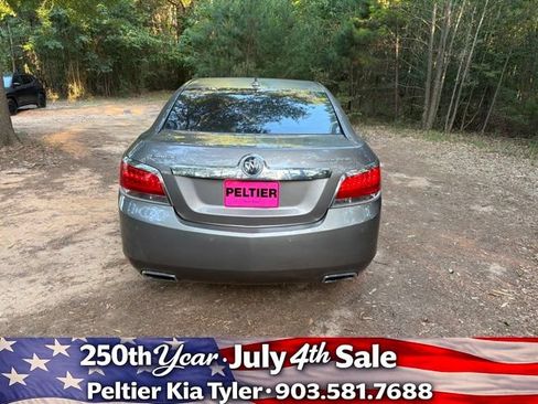 Used 2012 Buick LaCrosse Touring FWD image 10