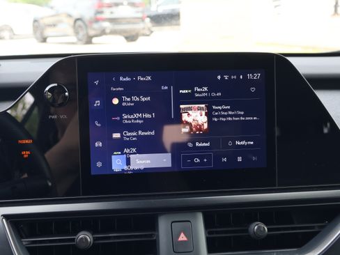 Used 2025 Lexus UX 300h FWD w/ Accessory Package (Z1) image 21