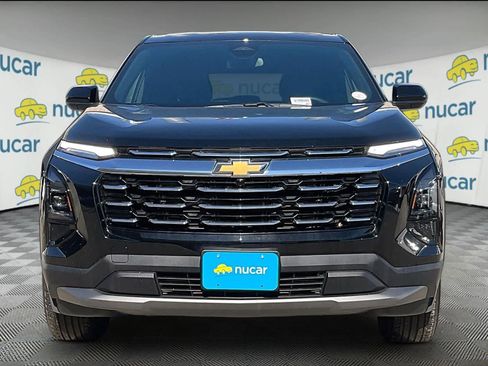 Used 2025 Chevrolet Equinox LT image 2